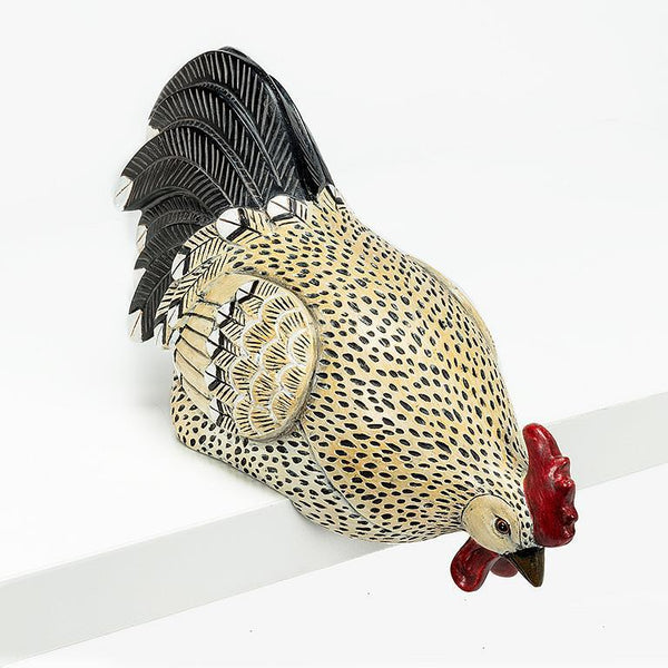 Peering Rooster (web)